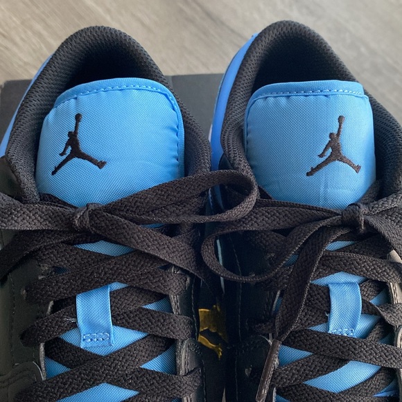 Nike Air Jordan 1 Low Light blue/black - Picture 4 of 9